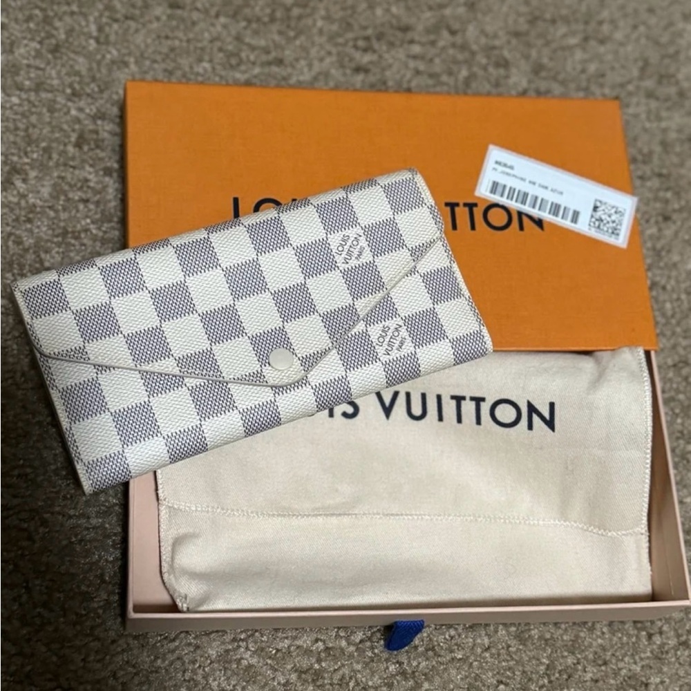 Louis Vuitton Josephine Damier Azur Wallet